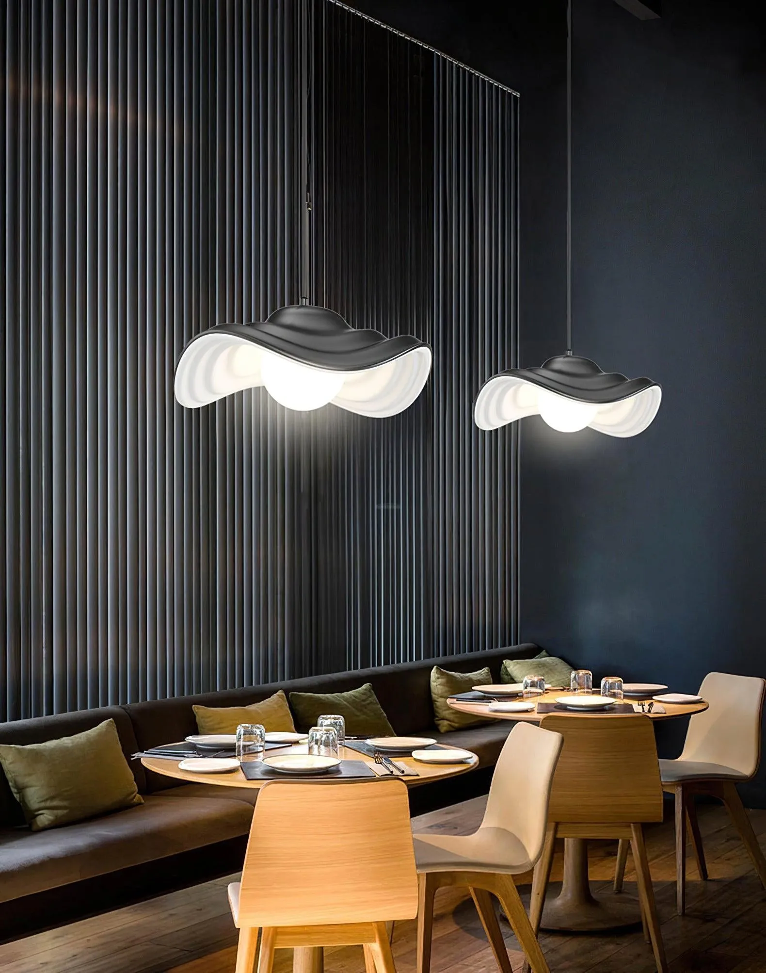 Hat Pendant Light ∅ 11.8″